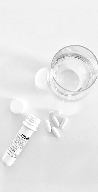 pharmaemballage, piller og vandglas