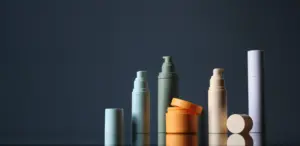 airless bottles in colors