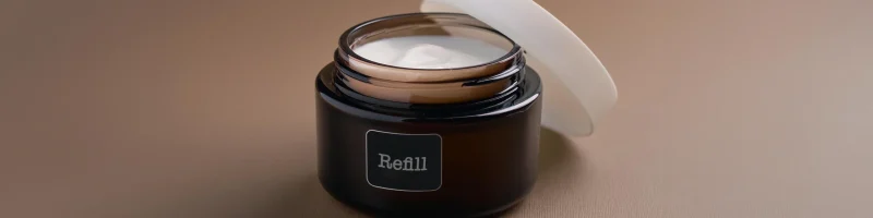 Refill jar with creme Refill jar with creme