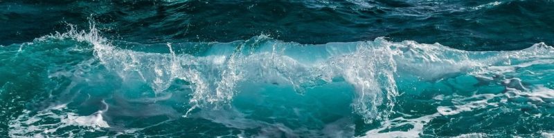 boelger i havet